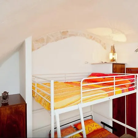 Ostunica Apartment *